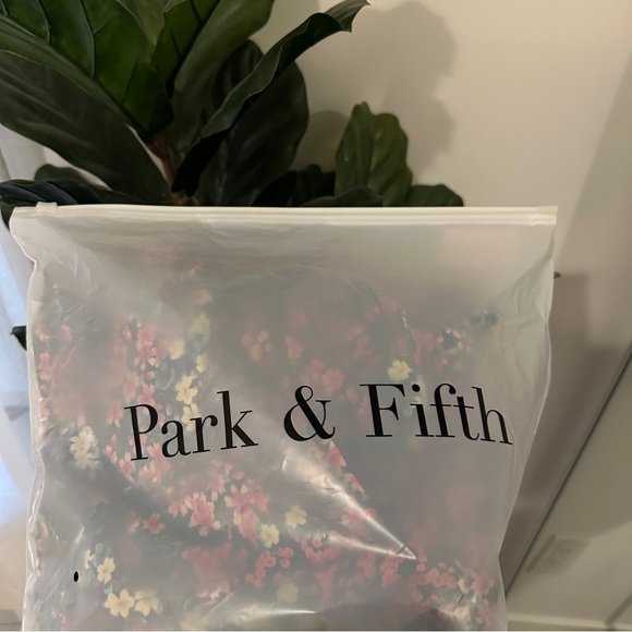 Walker Mini Dress | Park & Fifth | Size M - Picture 8 of 13